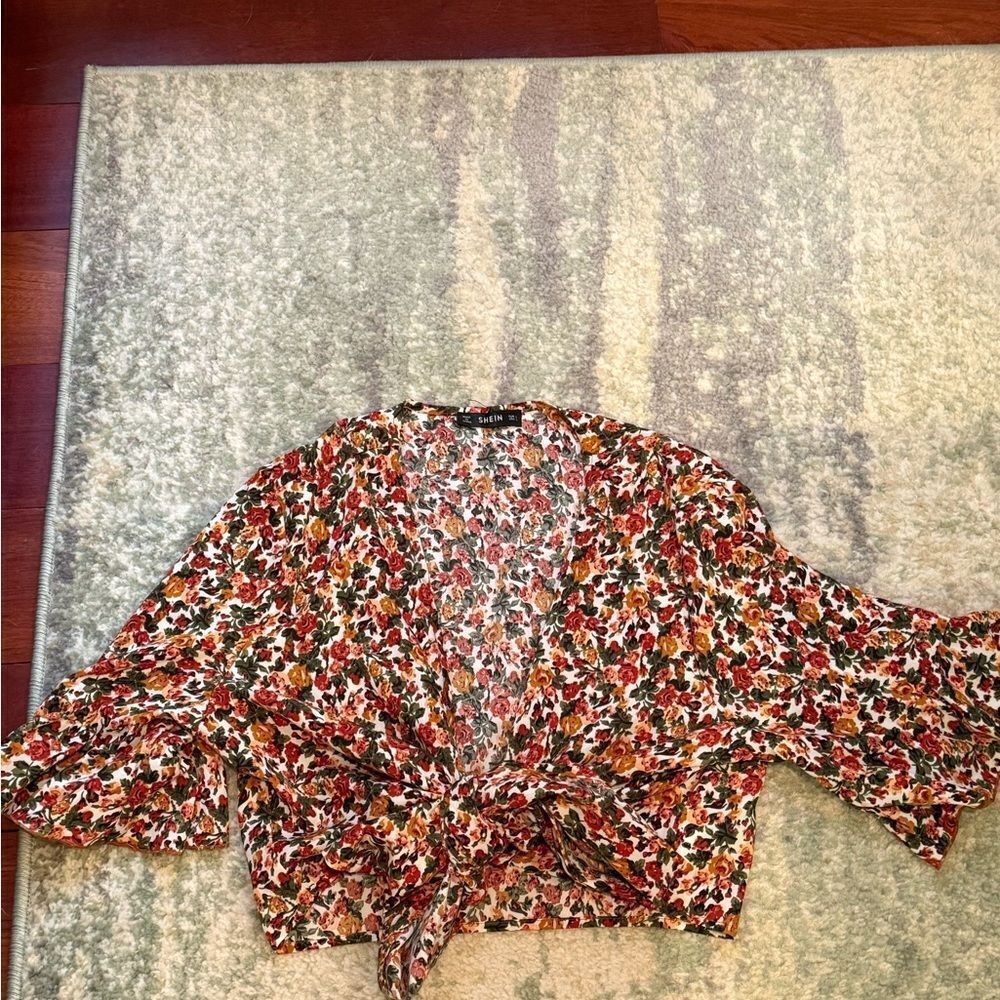 Floral Kimono Wrap Top from SHEIN - Picture 4 of 5